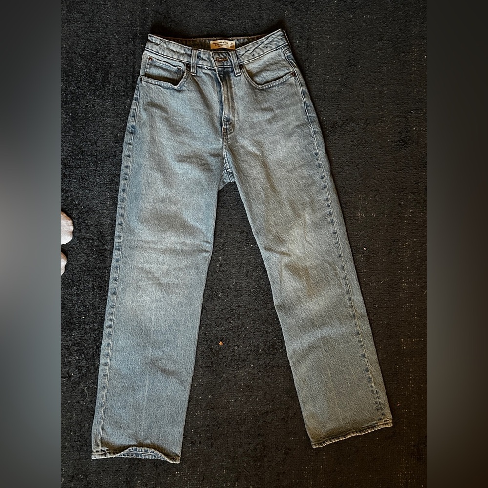 Abercrombie 90s Relaxed Jean High Rise curve love 27